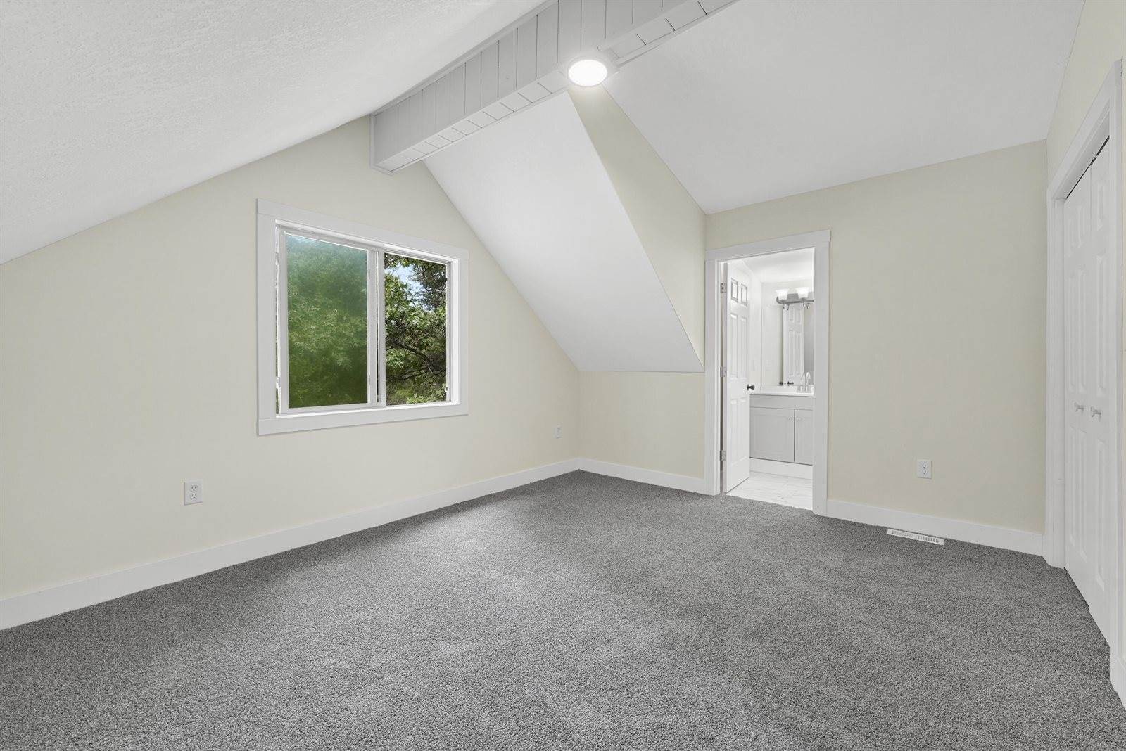 112 Wobbler Trail, Roscommon, MI 48653