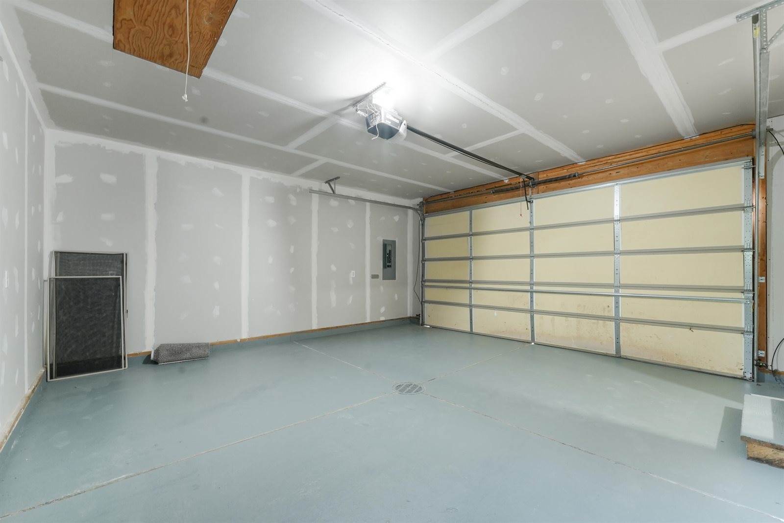 112 Wobbler Trail, Roscommon, MI 48653