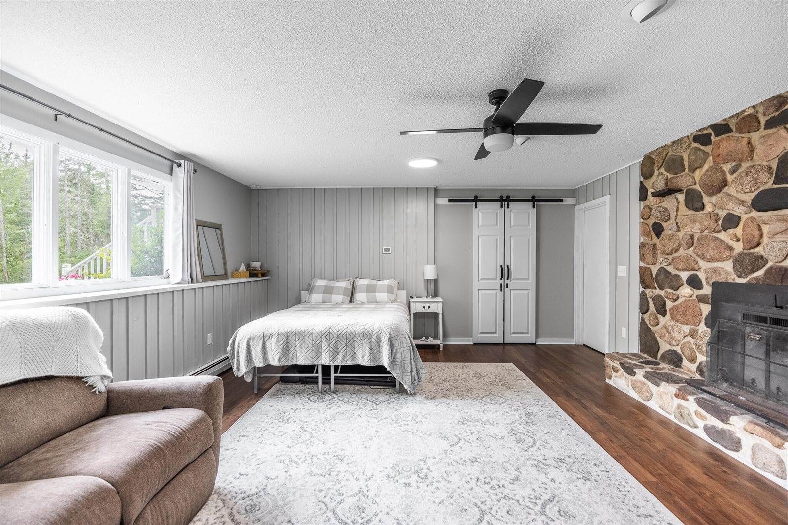 12 Hemlock Lane, Milford, ME 04461