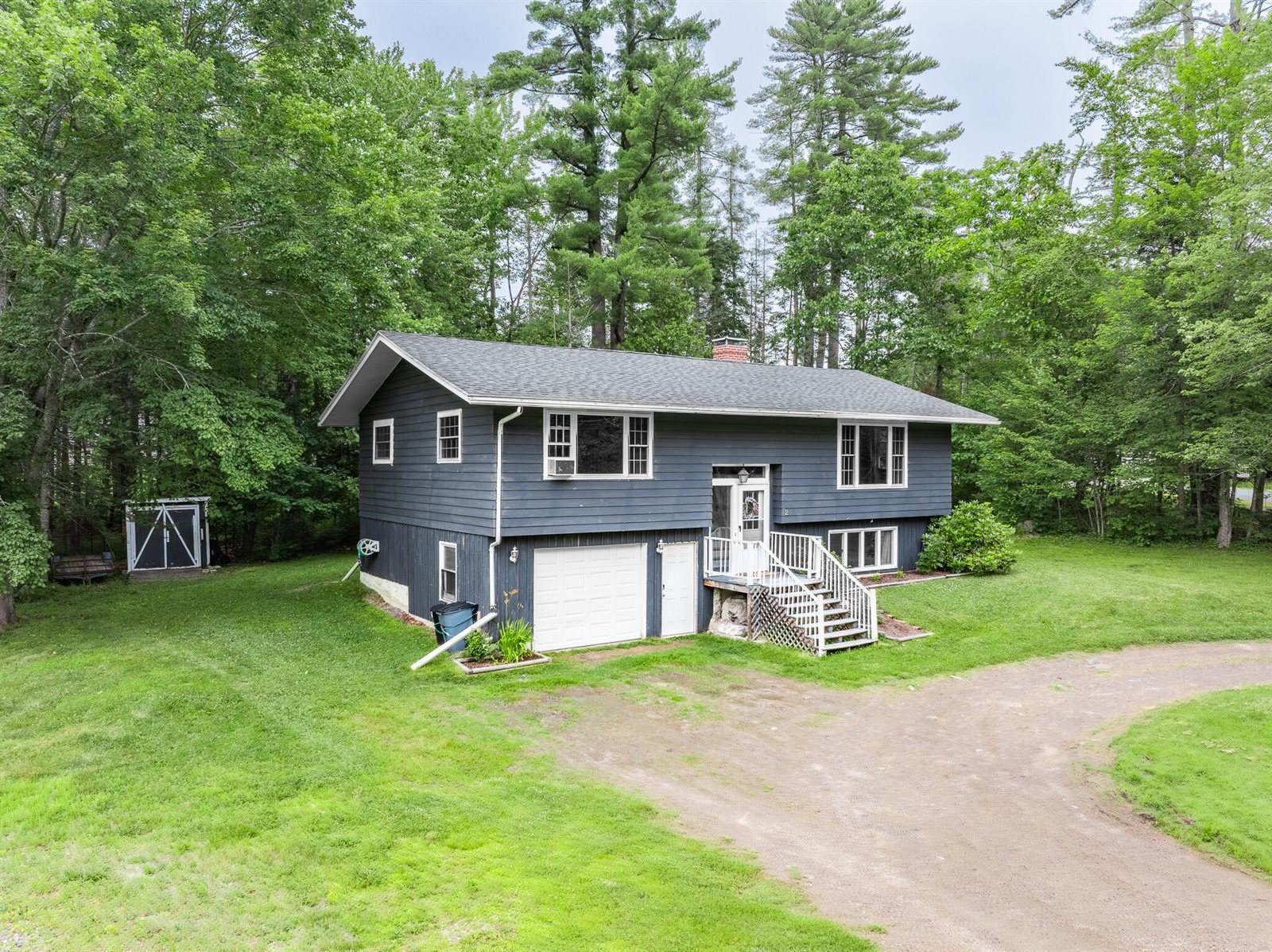 12 Hemlock Lane, Milford, ME 04461