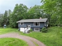 12 Hemlock Lane, Milford, ME 04461
