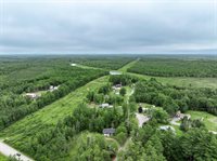 12 Hemlock Lane, Milford, ME 04461