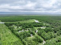 12 Hemlock Lane, Milford, ME 04461