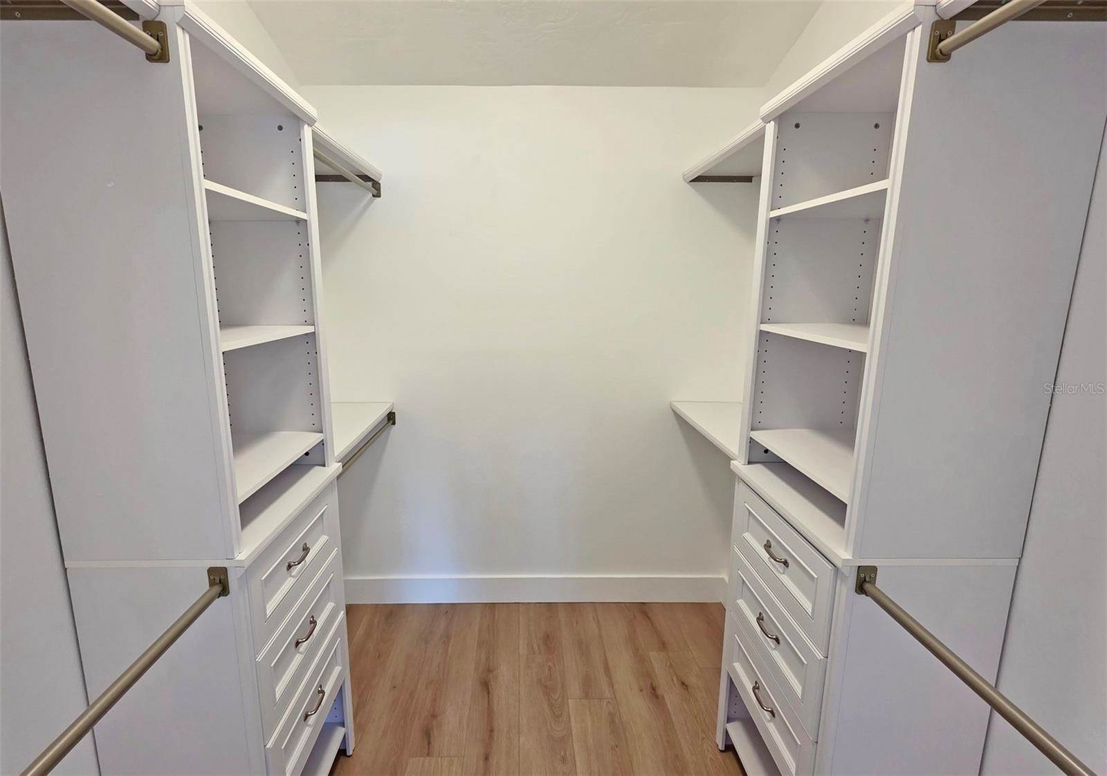 4074 Redbird Circle, Sarasota, FL 34231