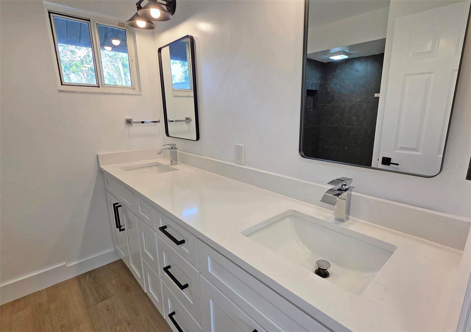 4074 Redbird Circle, Sarasota, FL 34231