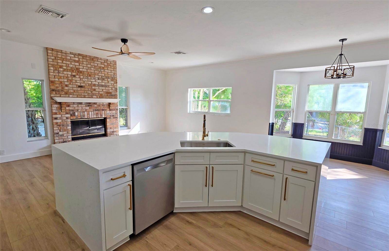 4074 Redbird Circle, Sarasota, FL 34231