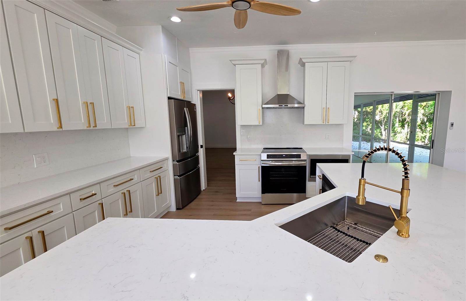 4074 Redbird Circle, Sarasota, FL 34231