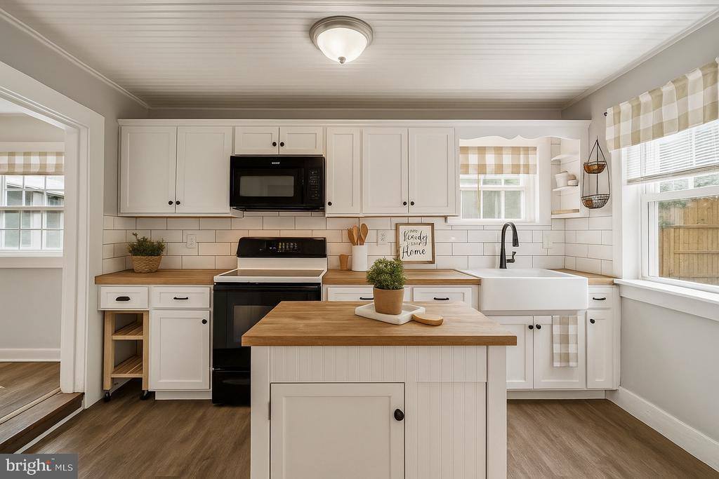 23 Mahoney Drive, Harpers Ferry, WV 25425