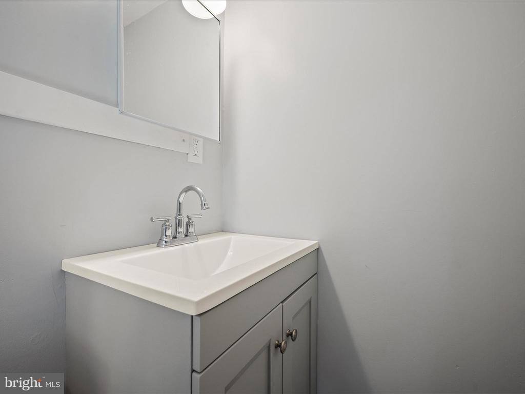 23 Mahoney Drive, Harpers Ferry, WV 25425