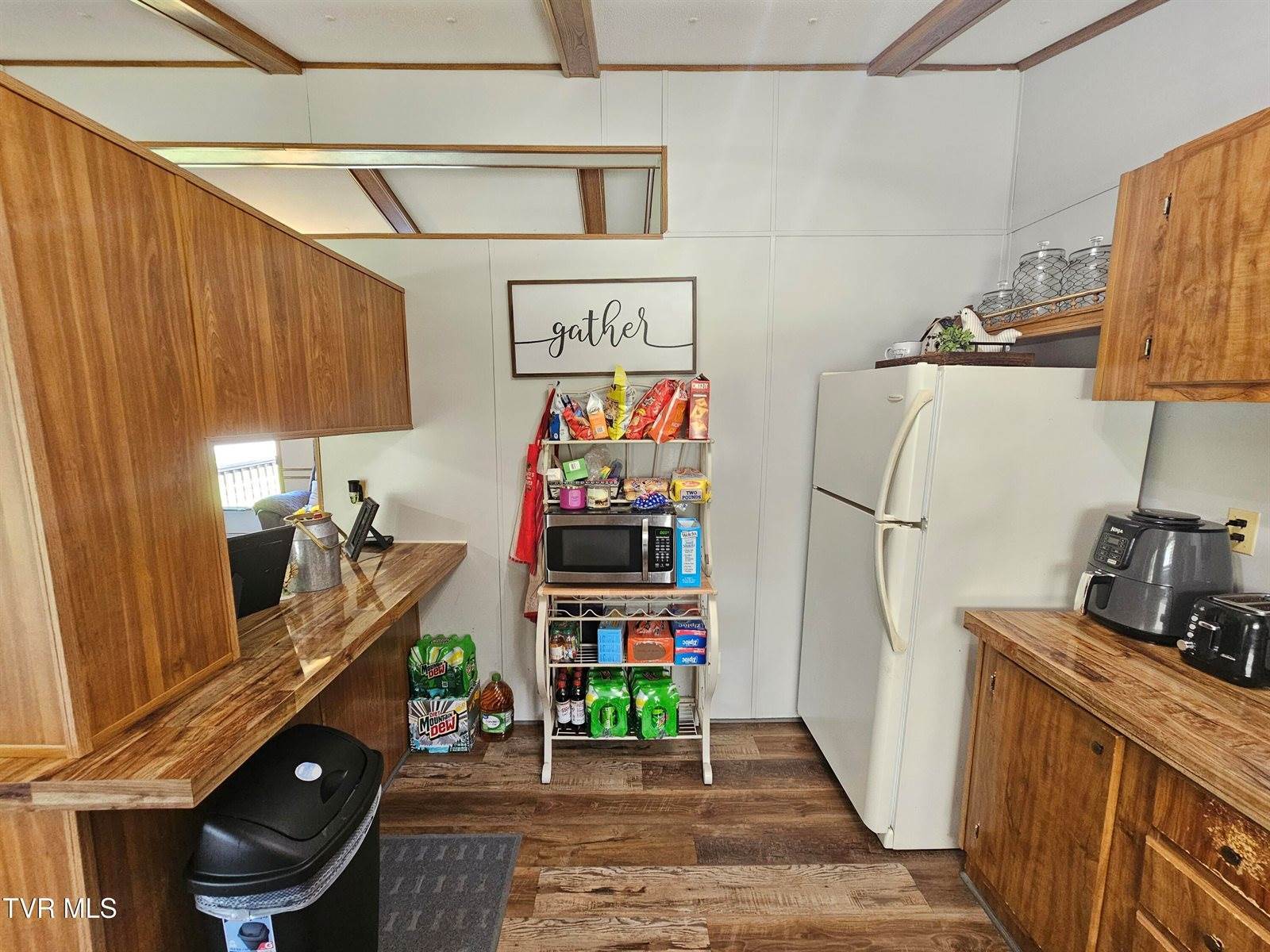 274 Price Road, Elizabethton, TN 37643