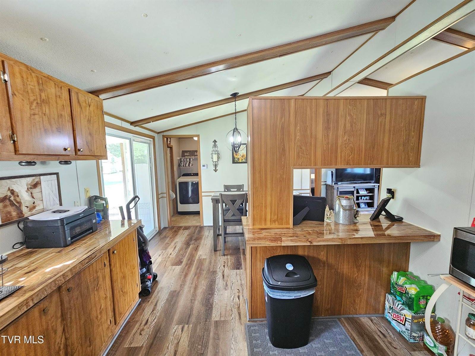 274 Price Road, Elizabethton, TN 37643