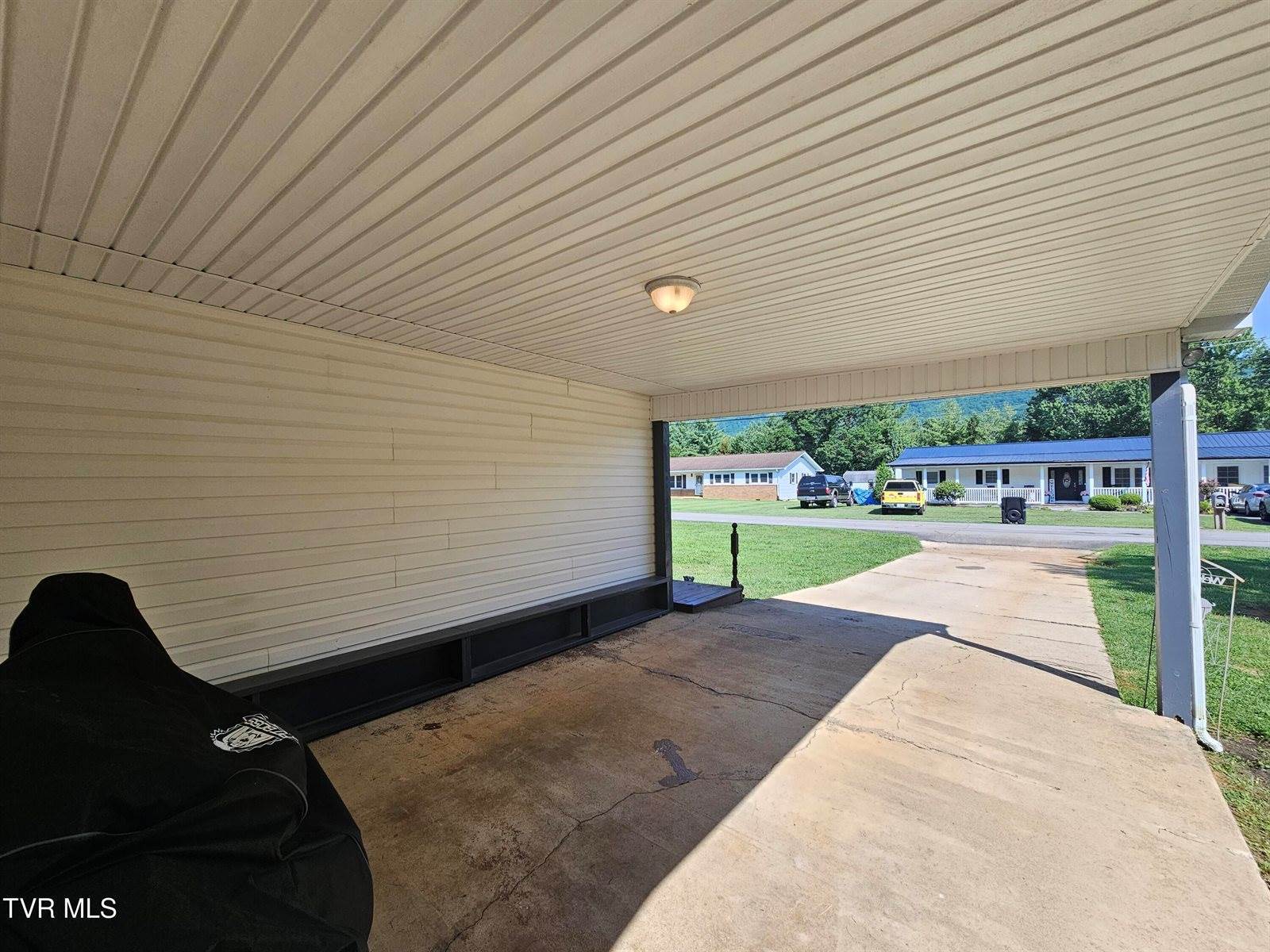 274 Price Road, Elizabethton, TN 37643