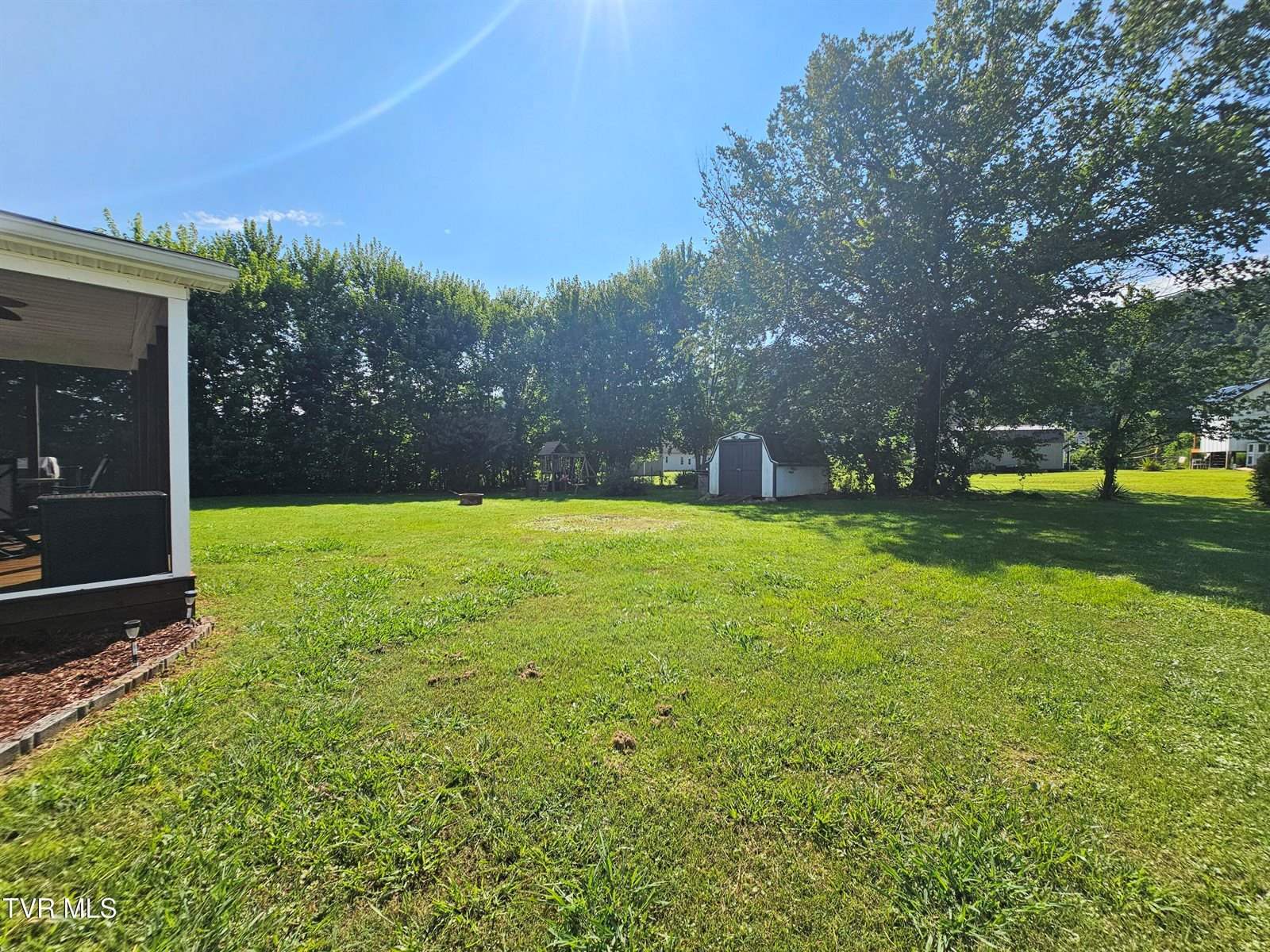 274 Price Road, Elizabethton, TN 37643