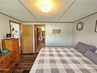 274 Price Road, Elizabethton, TN 37643