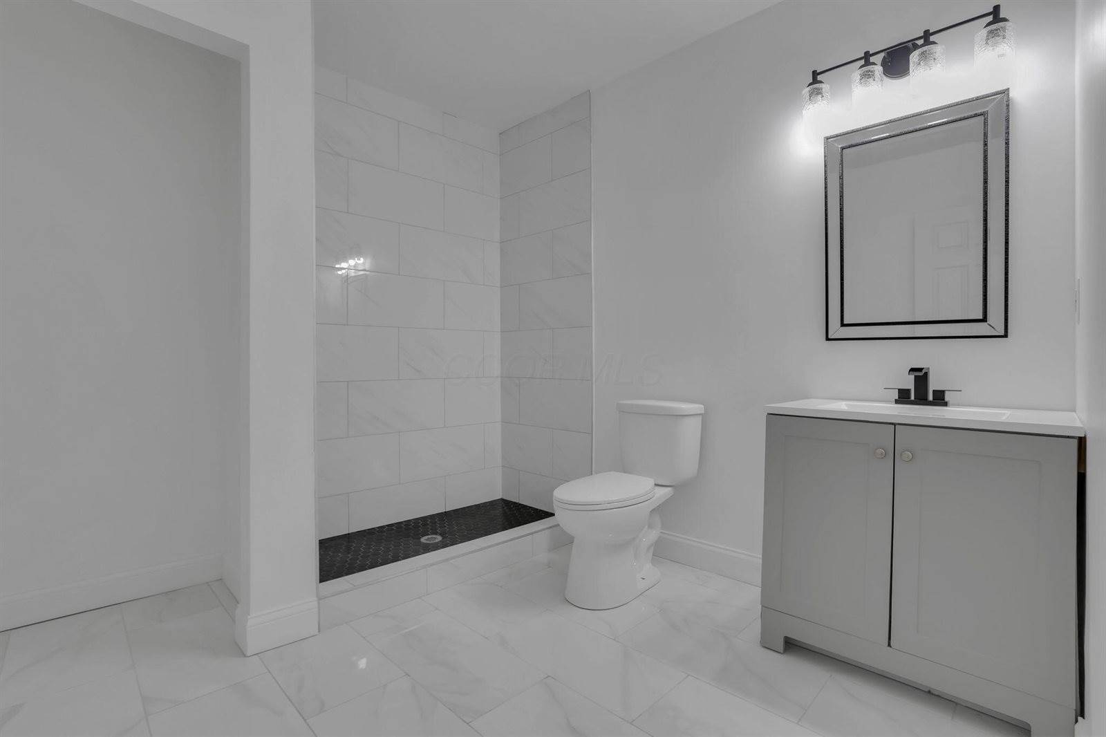 2903 Kilbourne Ave Avenue, Columbus, OH 43231