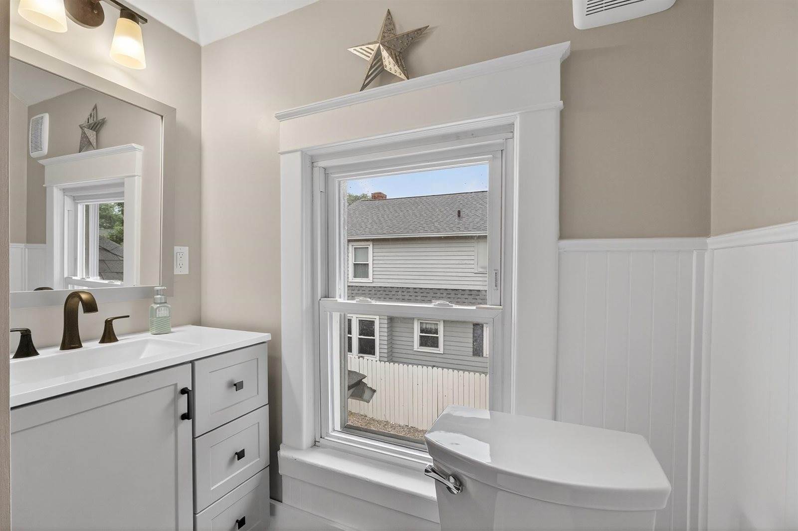 435 Maple Street, Wisconsin Rapids, WI 54494