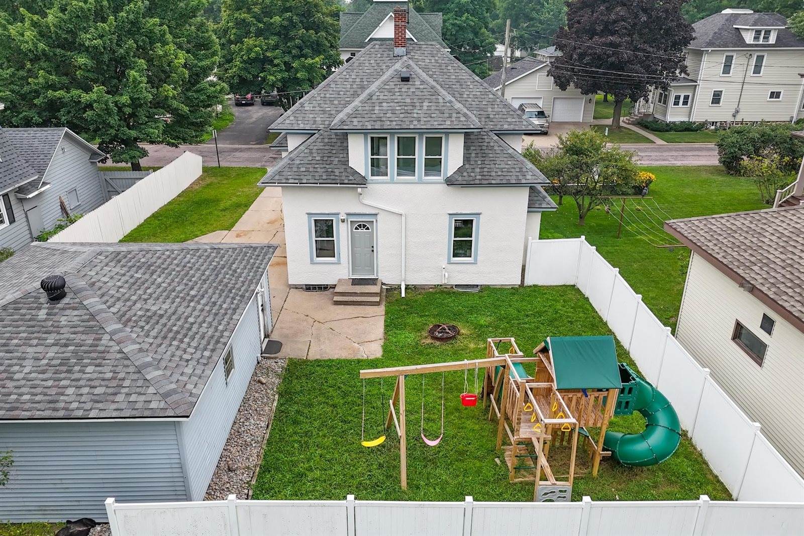 435 Maple Street, Wisconsin Rapids, WI 54494