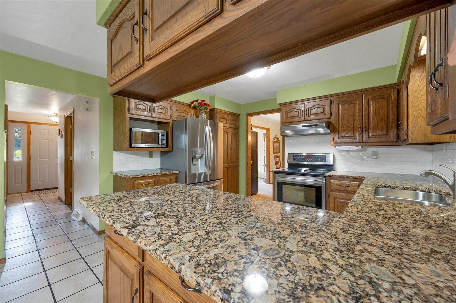 2067 South Point Road, Green Bay, WI 54313