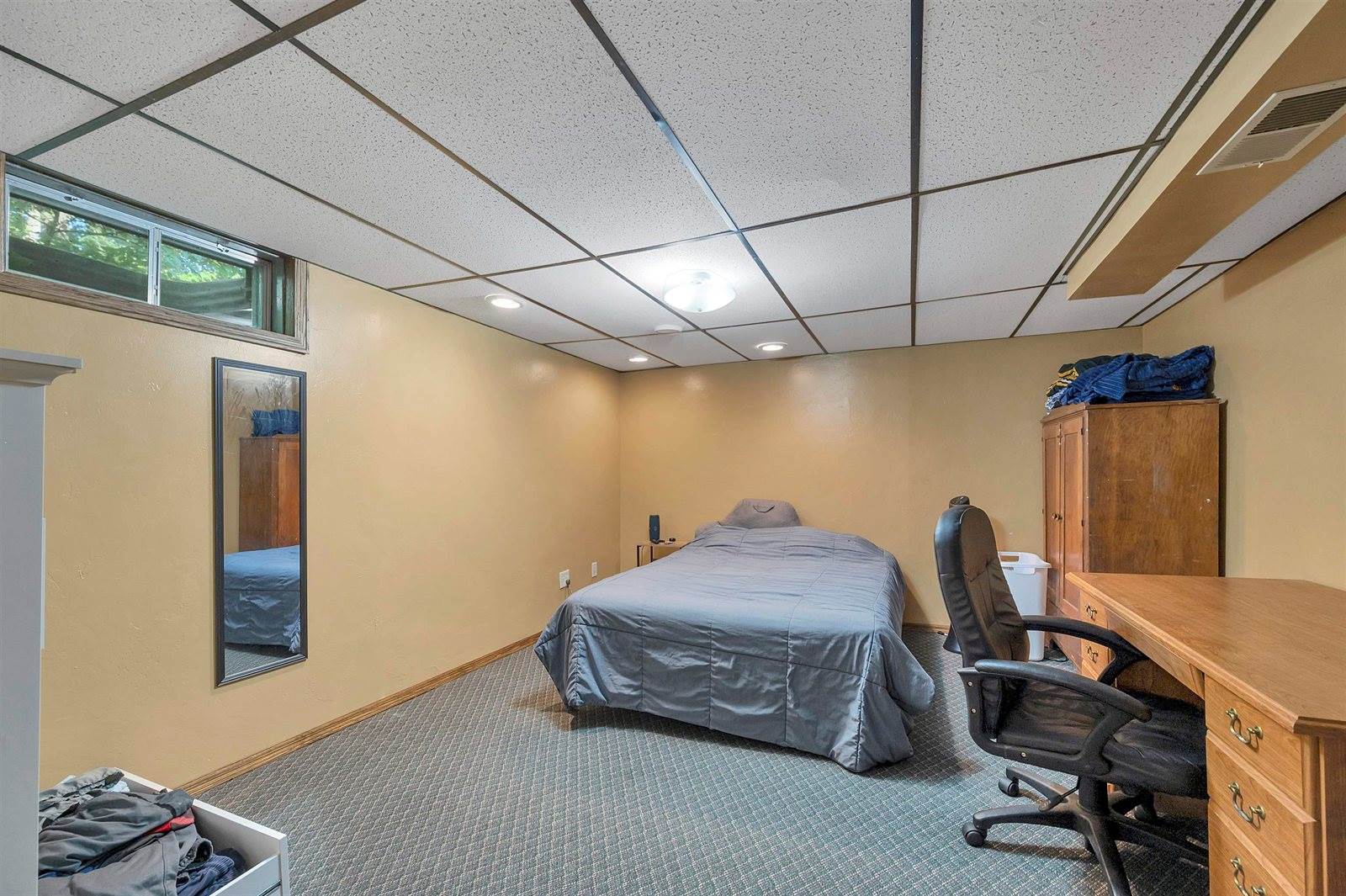 2067 South Point Road, Green Bay, WI 54313