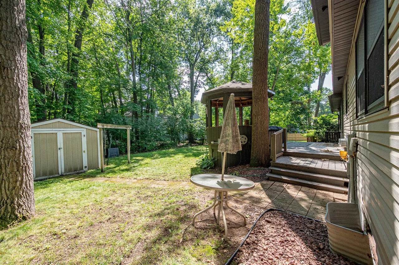 2067 South Point Road, Green Bay, WI 54313