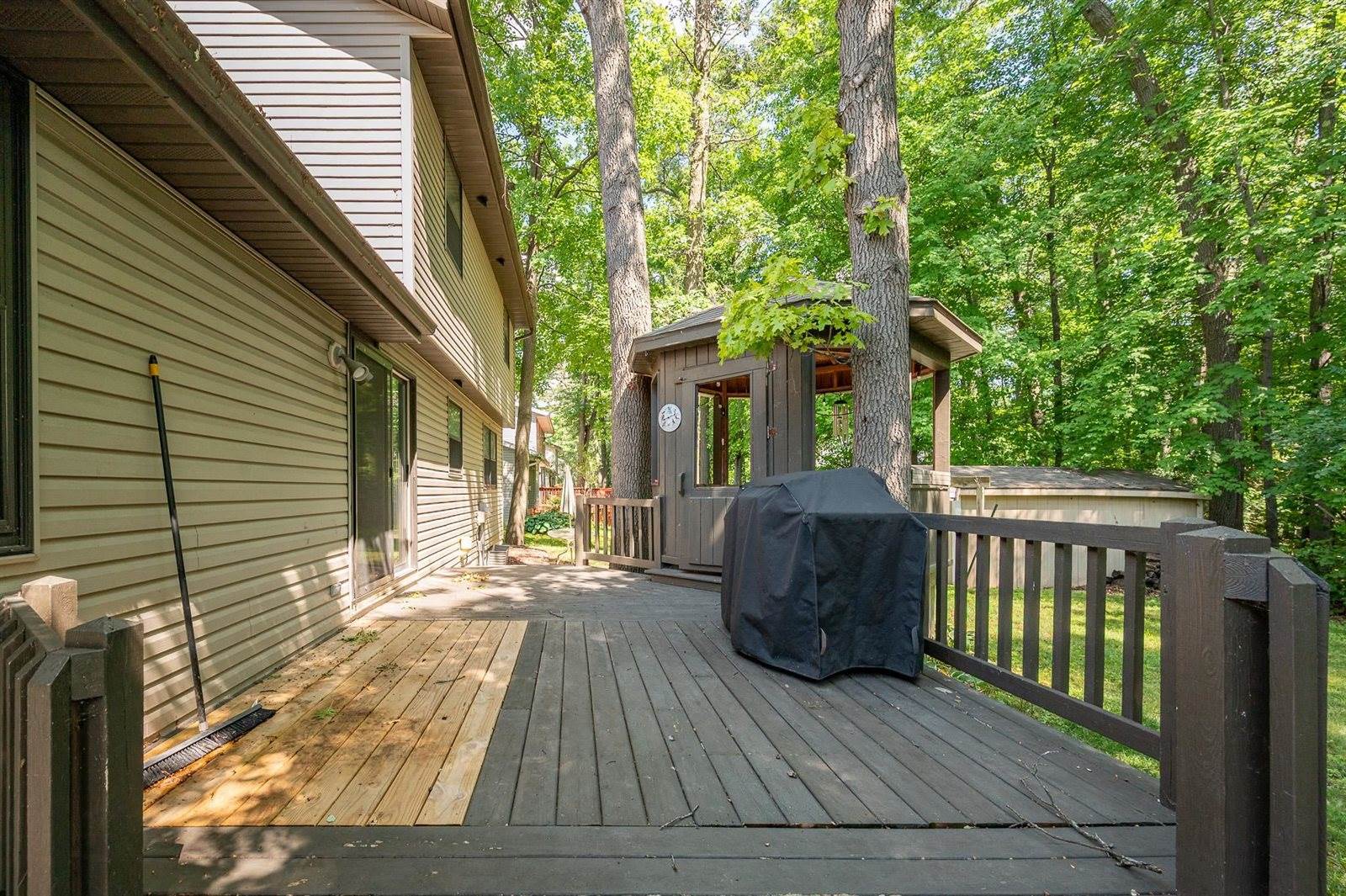 2067 South Point Road, Green Bay, WI 54313