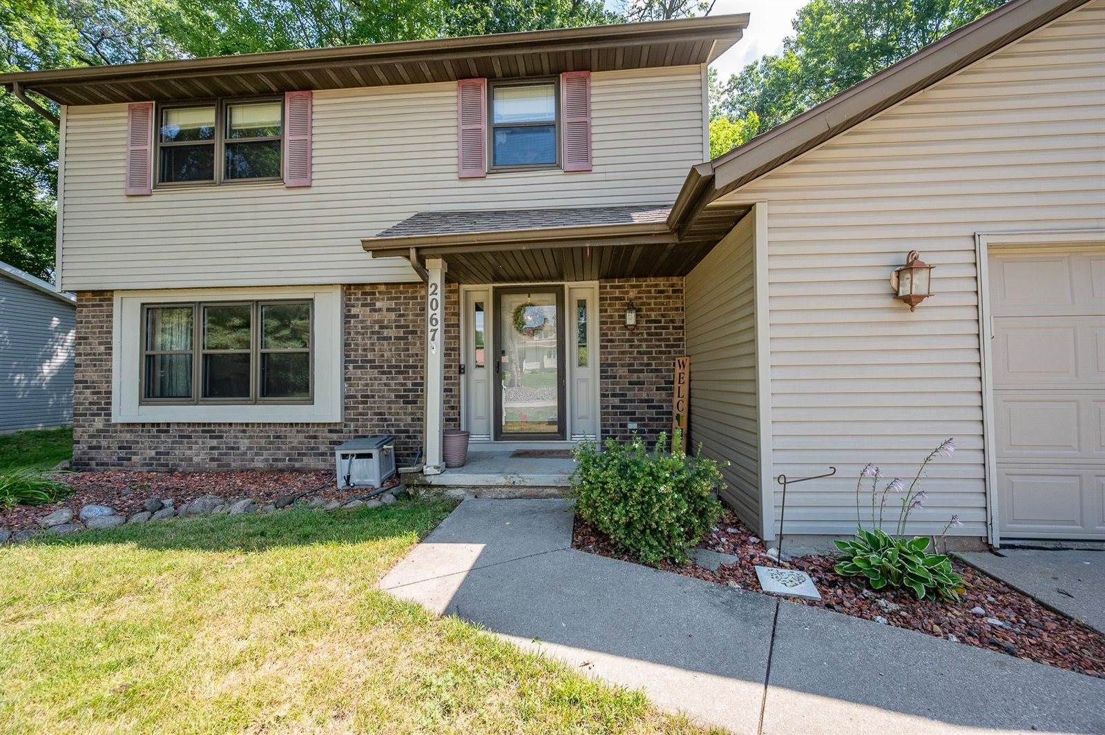 2067 South Point Road, Green Bay, WI 54313