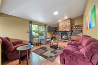 2067 South Point Road, Green Bay, WI 54313