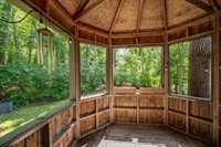 2067 South Point Road, Green Bay, WI 54313