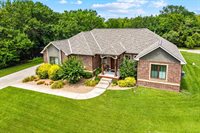 517 South Clear Creek Cir, Wichita, KS 67230