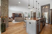 517 South Clear Creek Cir, Wichita, KS 67230