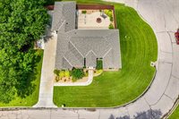 517 South Clear Creek Cir, Wichita, KS 67230