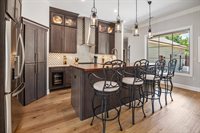 517 South Clear Creek Cir, Wichita, KS 67230