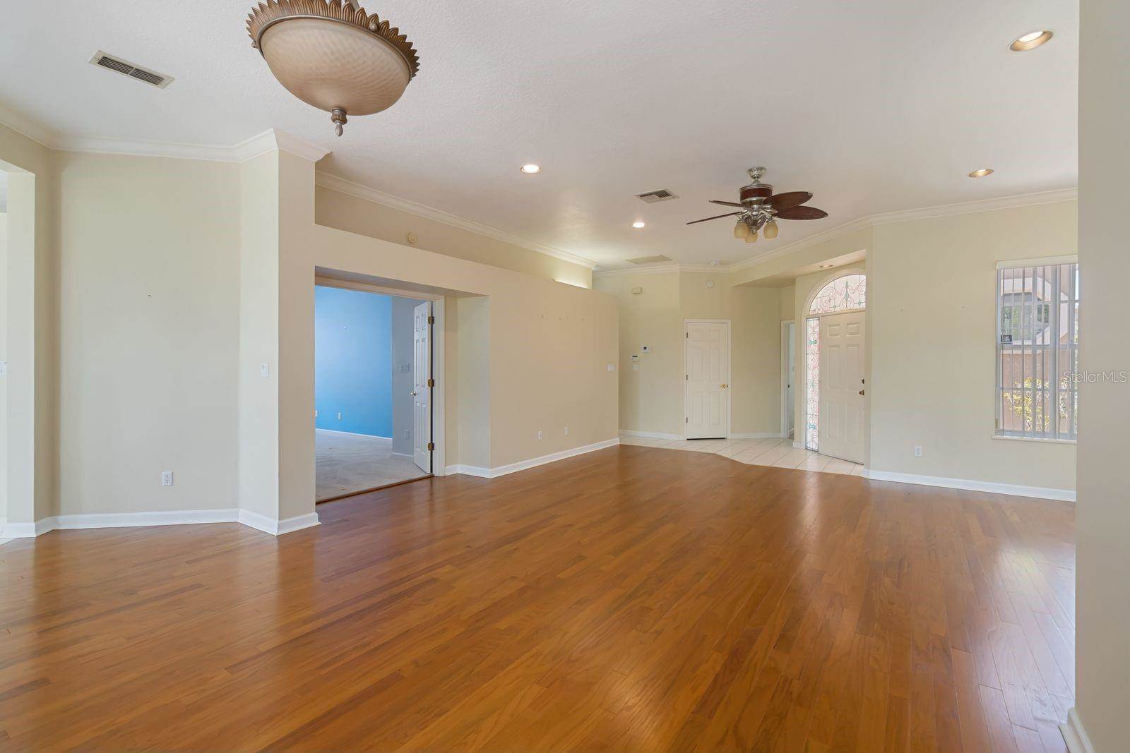 14319 Tambourine Dr, Orlando, FL 32837