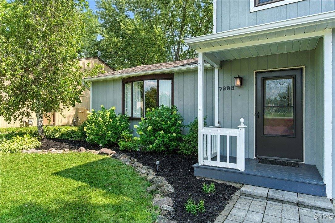 7988 Amor Drive, Clay, NY 13088