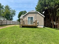 104 N Elm Ave, Marshfield, WI 54449