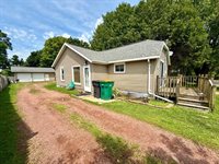 104 N Elm Ave, Marshfield, WI 54449