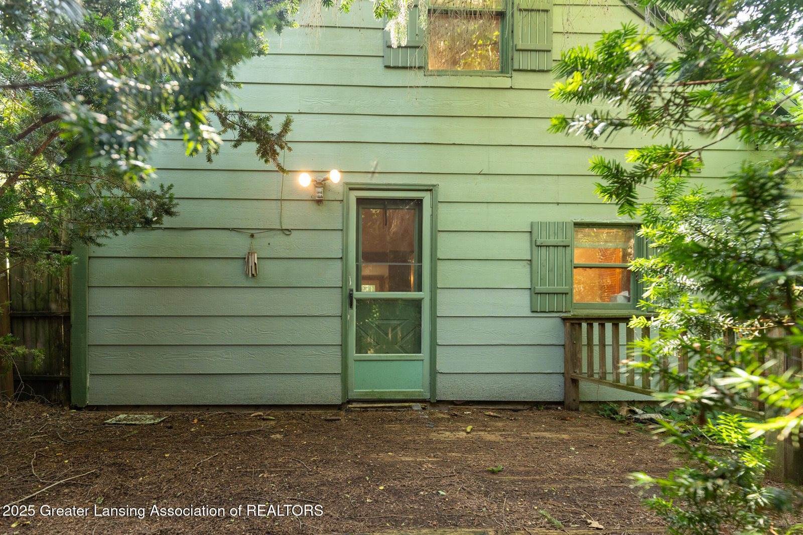 15507 Webster Road Road, Bath, MI 48808