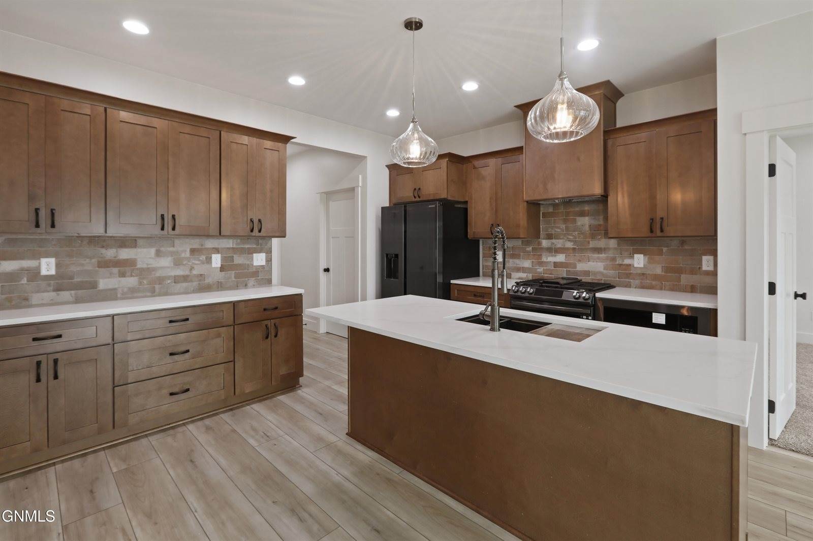 2623 44th Avenue West, Williston, ND 58801