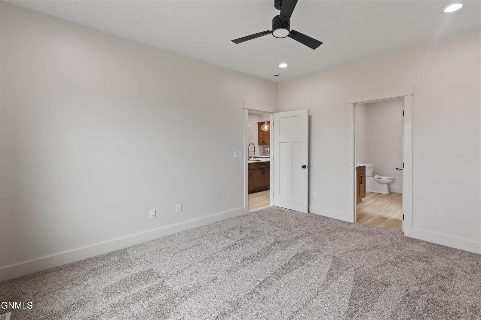 2623 44th Avenue West, Williston, ND 58801