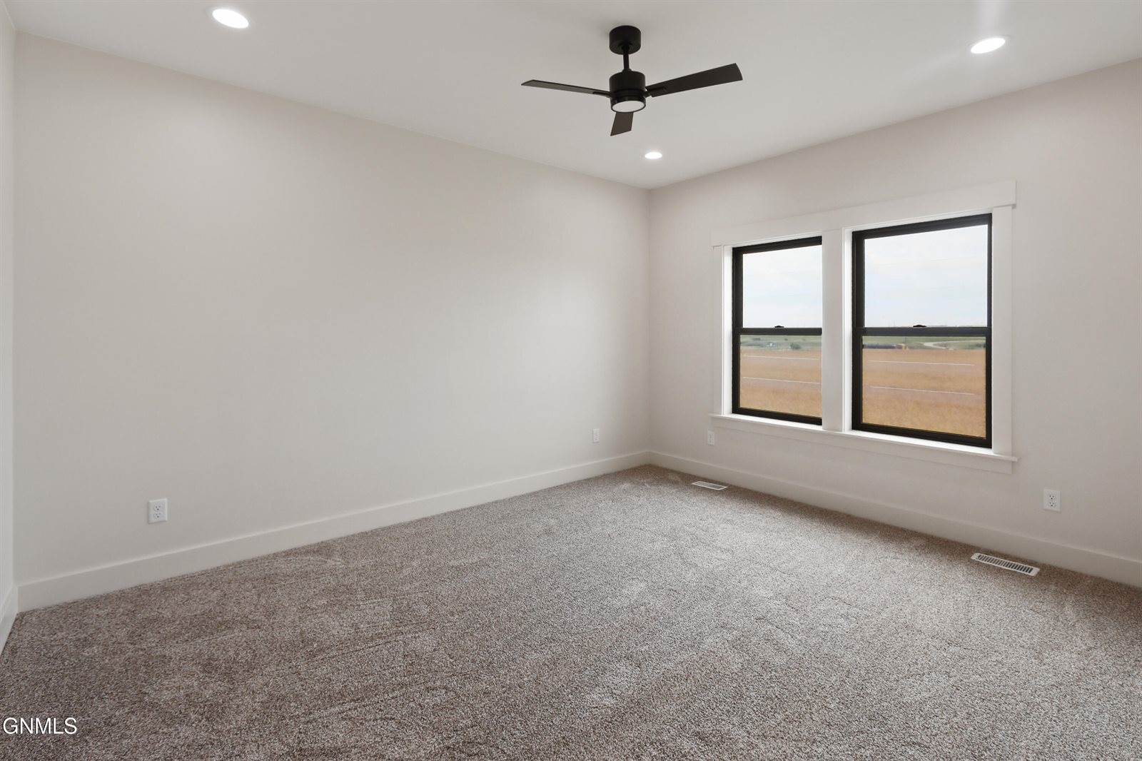 2623 44th Avenue West, Williston, ND 58801