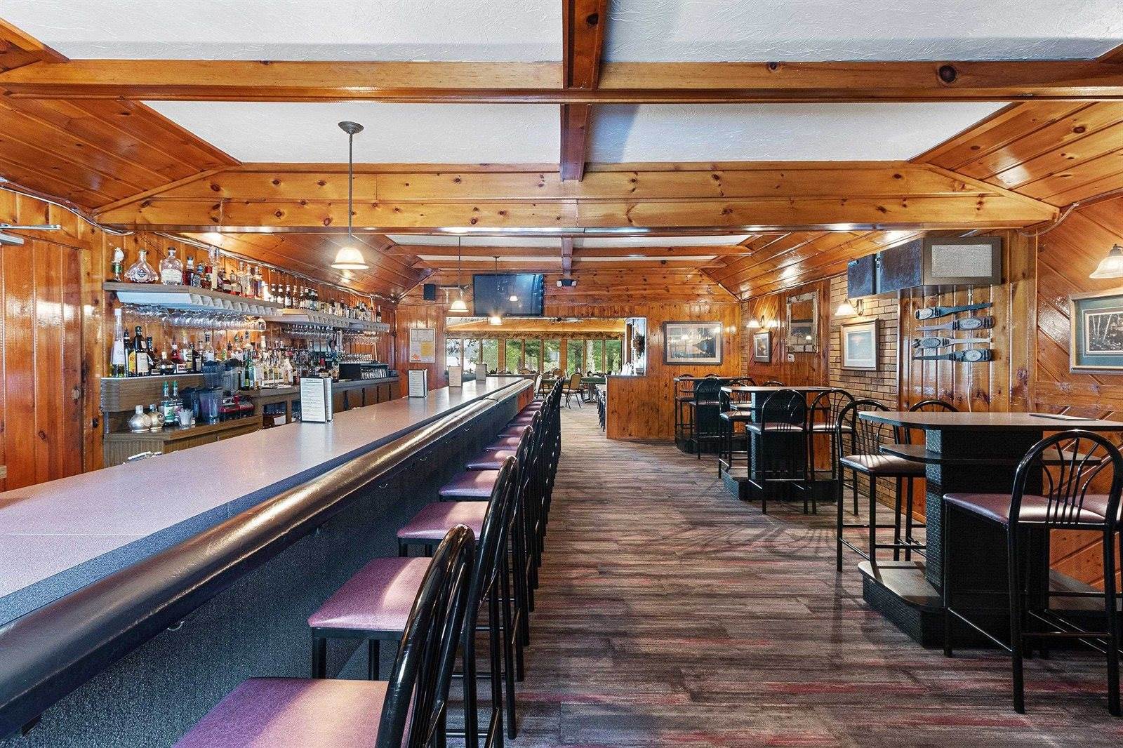 15649 Maiden Lake Road, Mountain, WI 54149