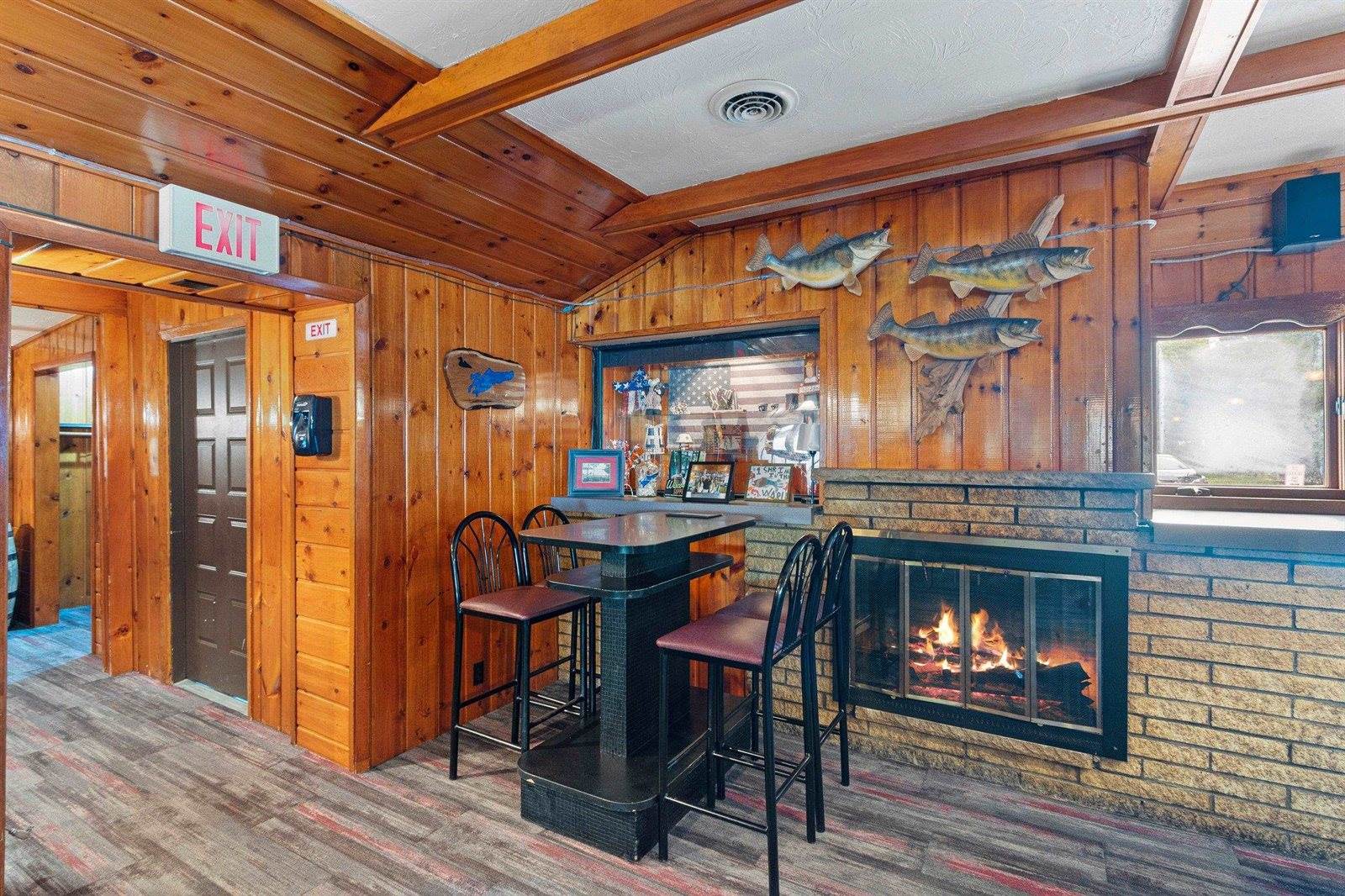 15649 Maiden Lake Road, Mountain, WI 54149