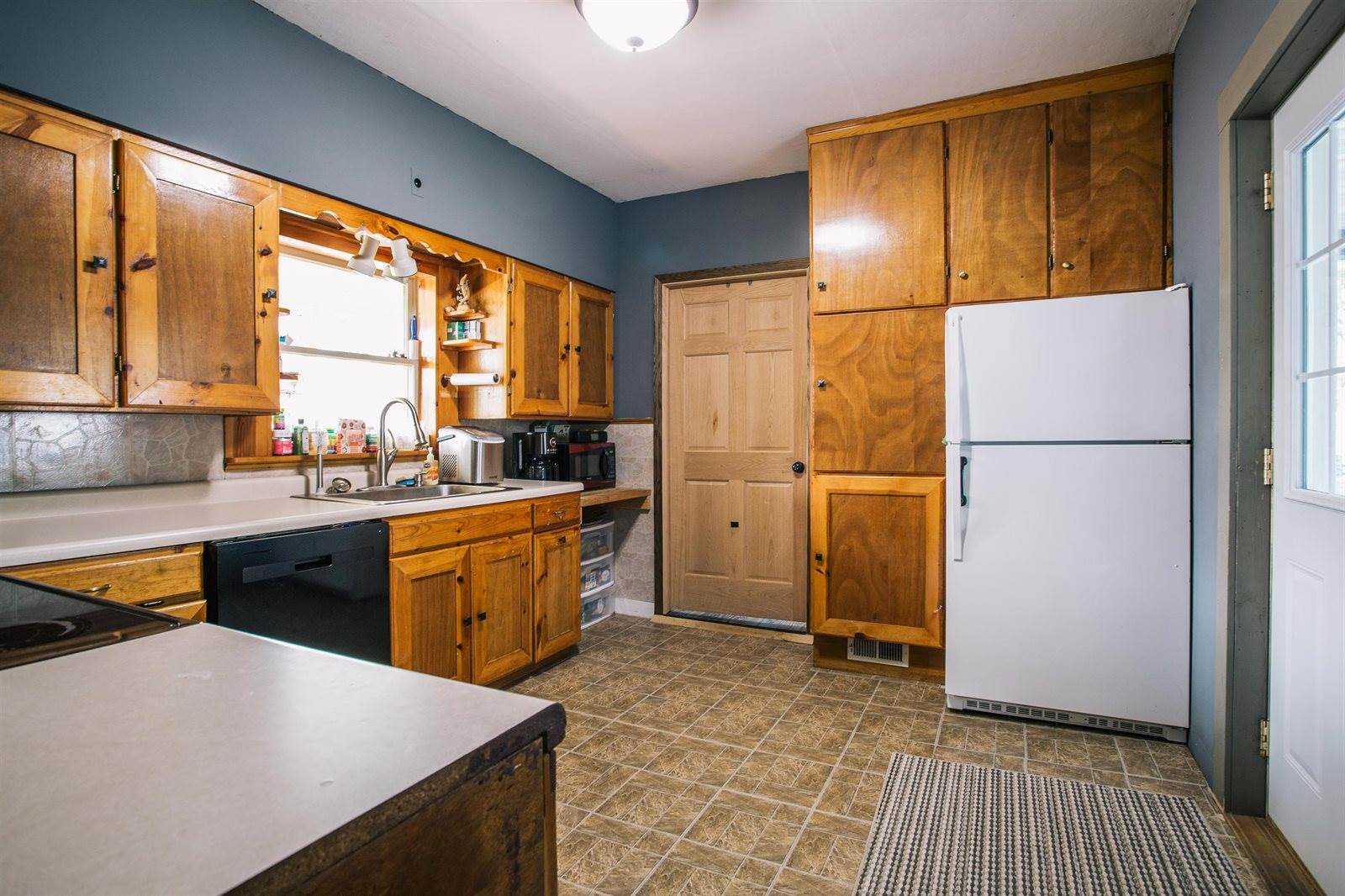 410 W 5th Street, Neillsville, WI 54456