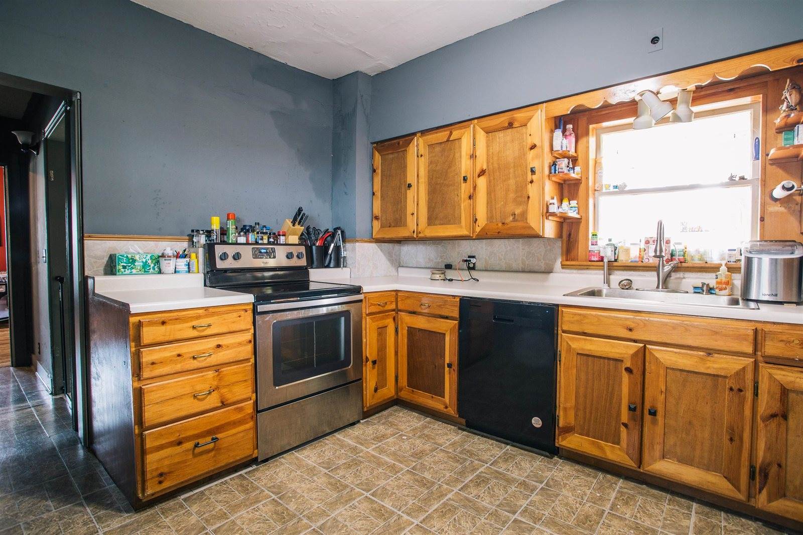 410 W 5th Street, Neillsville, WI 54456