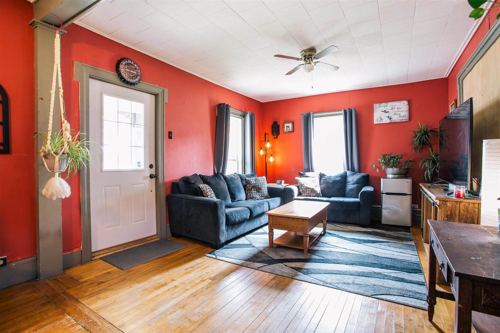 410 W 5th Street, Neillsville, WI 54456