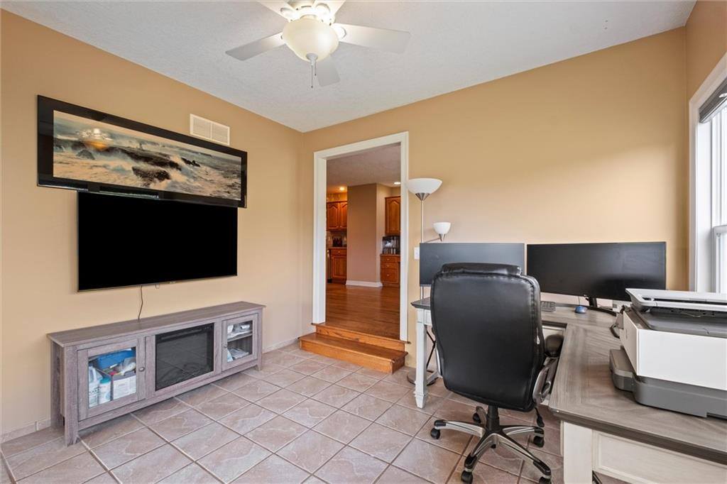 506 Mulberry Street, Pleasant Hill, MO 64080