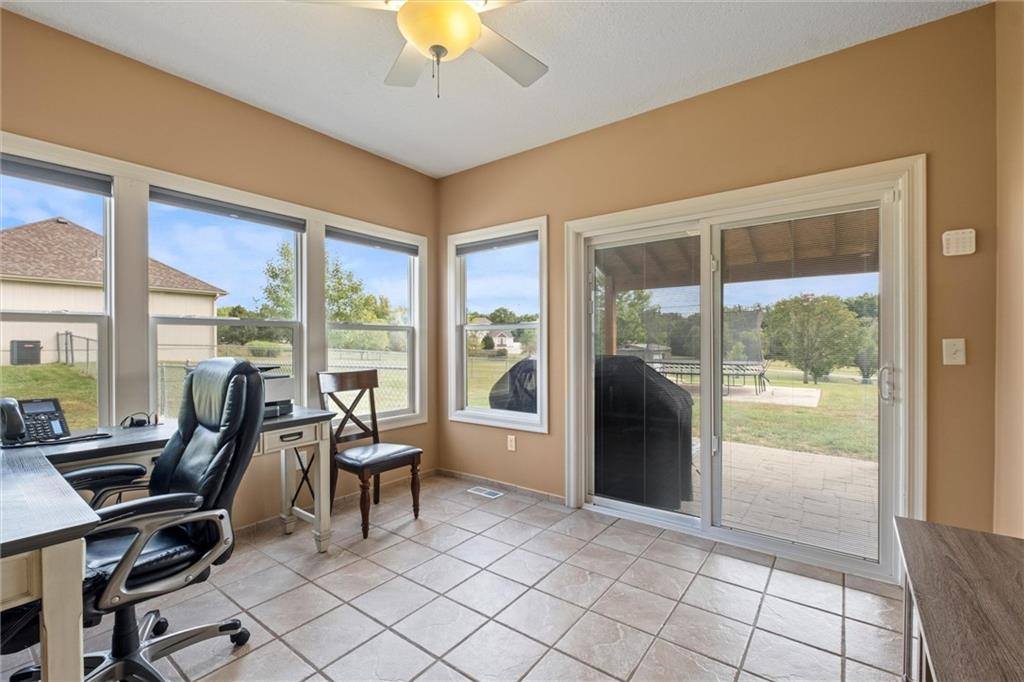 506 Mulberry Street, Pleasant Hill, MO 64080