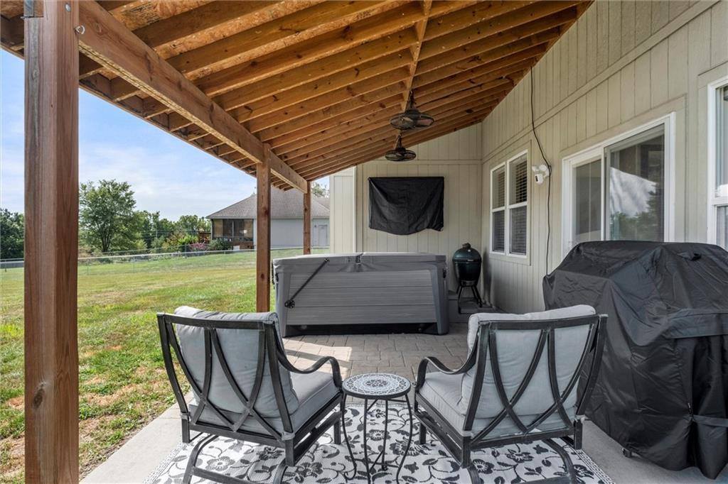 506 Mulberry Street, Pleasant Hill, MO 64080