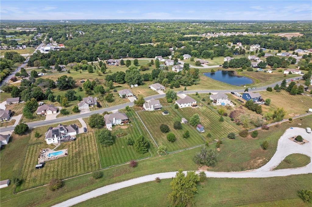 506 Mulberry Street, Pleasant Hill, MO 64080