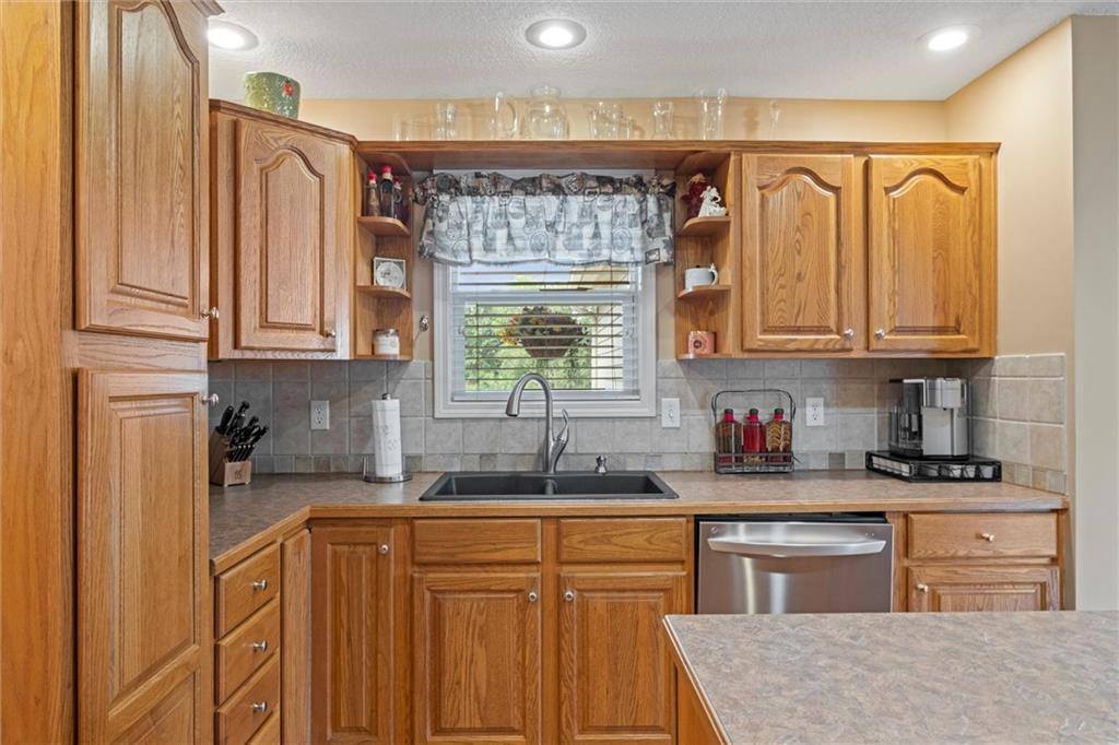 506 Mulberry Street, Pleasant Hill, MO 64080